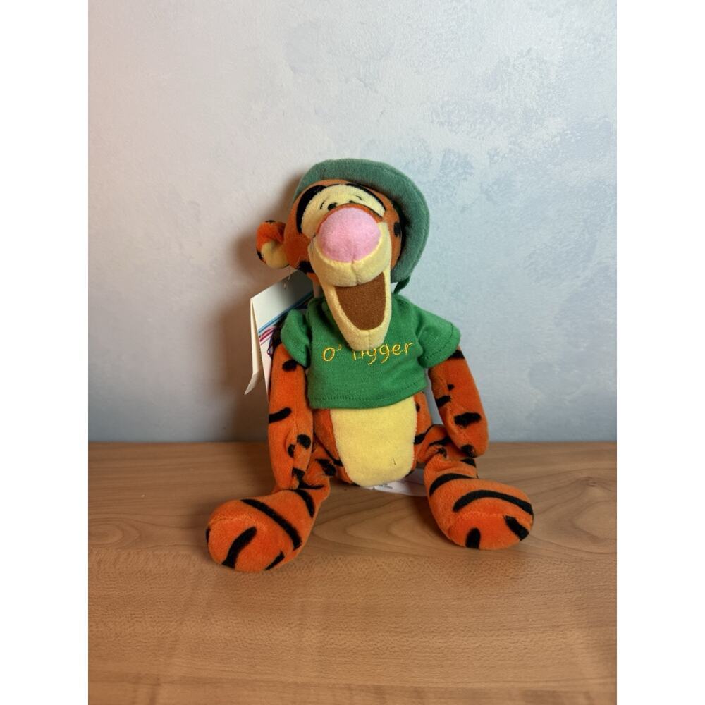 Walt Disney Store O' Tigger Irish St Patrick's Day Soft Bean Bag Plush 9” NWT